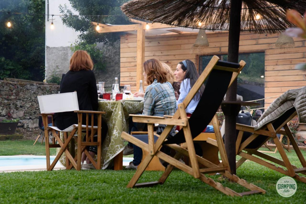 Hotel Glamping Hills Santa Comba de Rossas Exterior foto