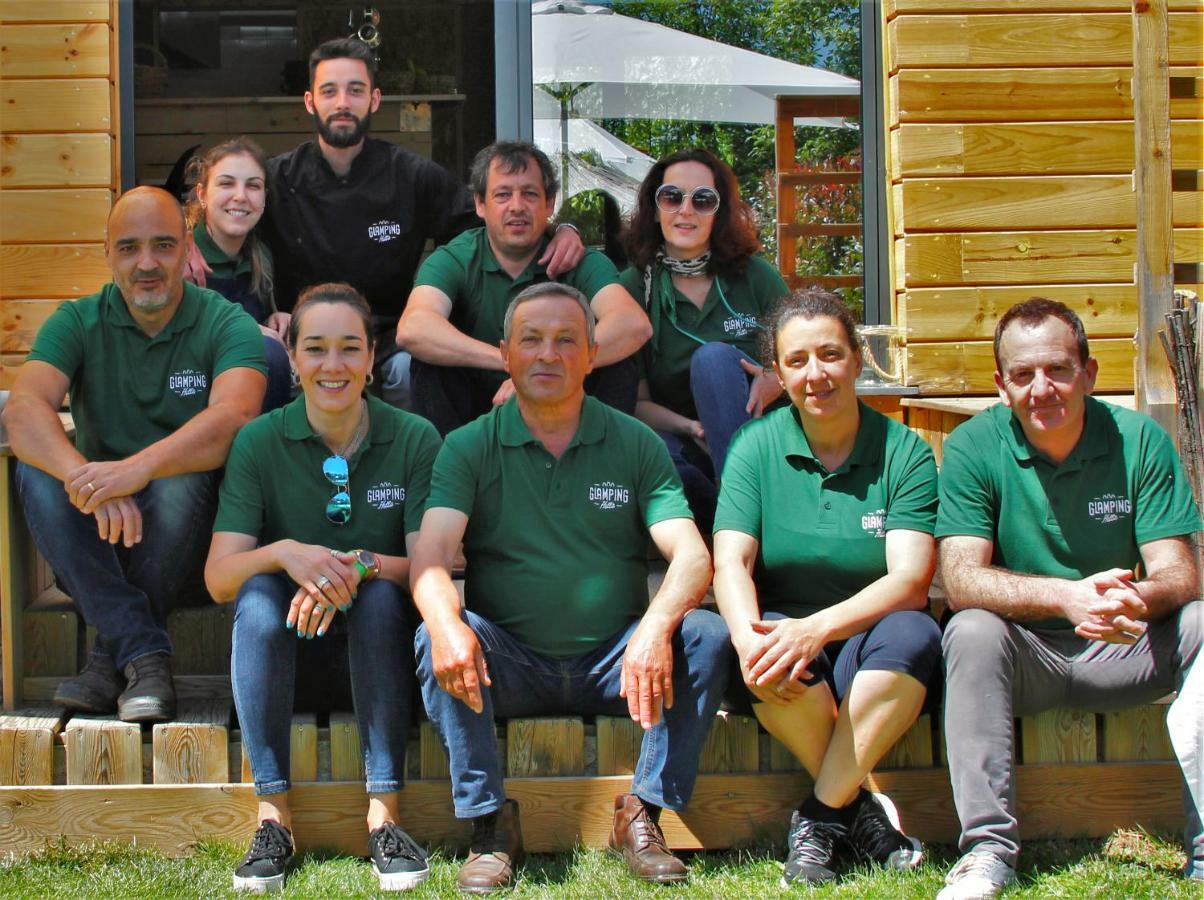 Hotel Glamping Hills Santa Comba de Rossas Exterior foto