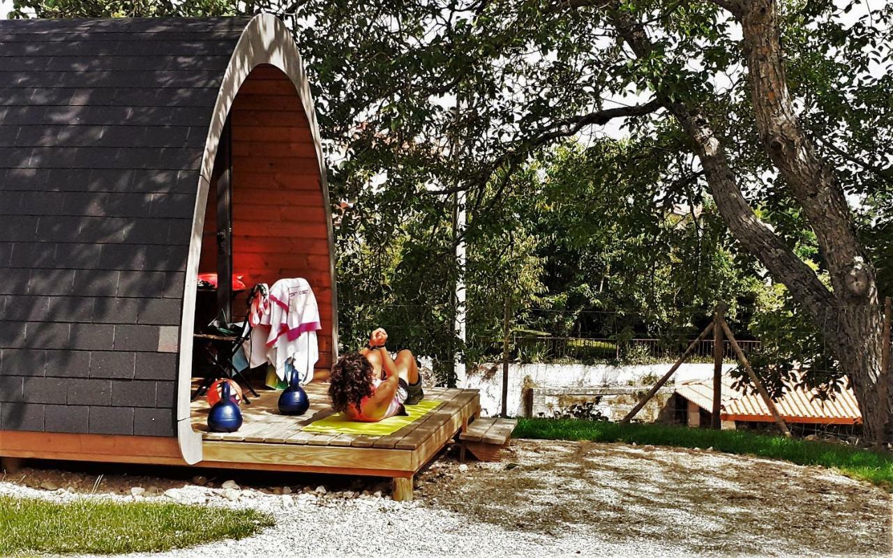 Hotel Glamping Hills Santa Comba de Rossas Exterior foto